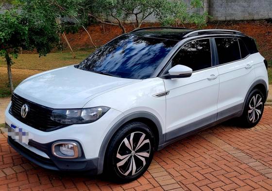 VOLKSWAGEN T-CROSS 1.0 200 TSI TOTAL FLEX COMFORTLINE AUTOMÁTICO